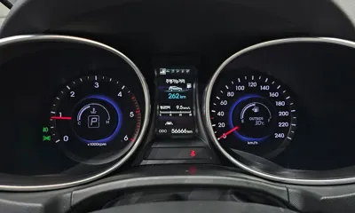 Hyundai Santafe 2015, 56666 км, за 7745.83 USD - фото 8
