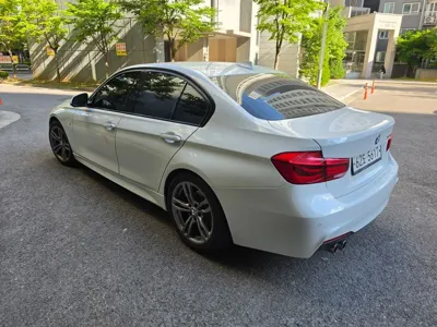 BMW 3-Series 2017, 135000 км, за 9915.4 USD