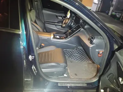 Mercedes-Benz C-Class 2022, 50199 км, за 21391.58 USD - фото 8