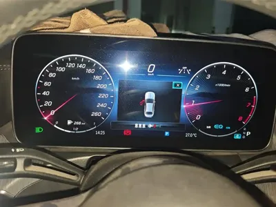 Mercedes-Benz C-Class 2022, 50199 км, за 21391.58 USD - фото 14