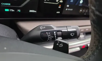 Kia EV4 2026, 2652 км, за 26913.48 USD - фото 28