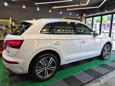 Audi Q5 2023, 79023 км, за 24832.61 USD