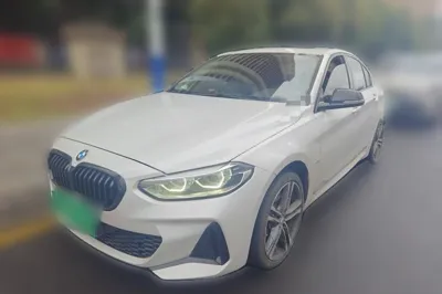 BMW 1 Series · 2021 год