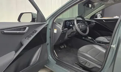 Kia Niro 2022, 70057 км, за 15628.05 USD - фото 10