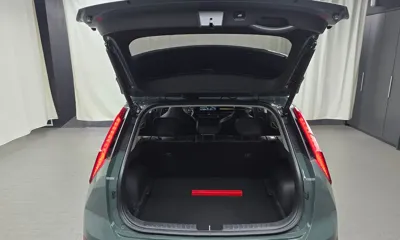 Kia Niro 2022, 70057 км, за 15628.05 USD - фото 30
