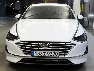 Hyundai Sonata 2022, 121141 км, за 10576.42 USD