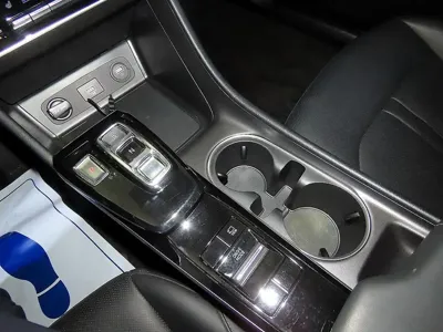 Hyundai Sonata 2022, 121141 км, за 10576.42 USD - фото 12