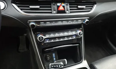 Hyundai Grandeur 2019, 9883 км, за 12964.18 USD - фото 30