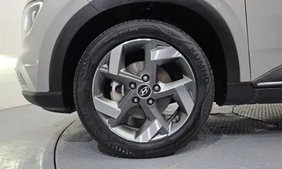 Hyundai Venue 2020, 149497 км, за 7483.26 USD