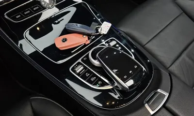 Mercedes-Benz E-Class 2019, 60887 км, за 13986.48 USD - фото 17
