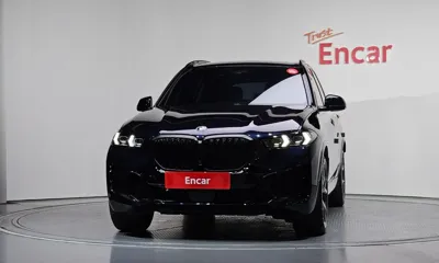 BMW X5 2024, 30059 км, за 74504.4 USD
