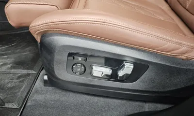 BMW X5 2024, 30059 км, за 74504.4 USD - фото 32