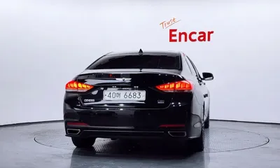 Hyundai Genesis 2016, 183430 км, за 6607.2 USD