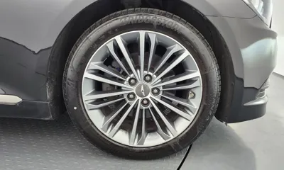 Hyundai Genesis 2016, 183430 км, за 6607.2 USD