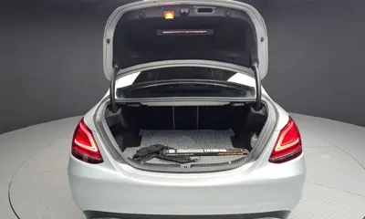 Mercedes-Benz C-Class 2019, 139403 км, за 11159.25 USD - фото 20