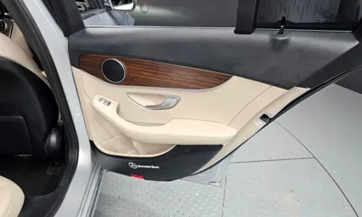 Mercedes-Benz C-Class 2019, 139403 км, за 11159.25 USD - фото 25