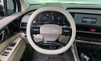 Kia Canival 2025, 11530 км, за 31836.68 USD - фото 12