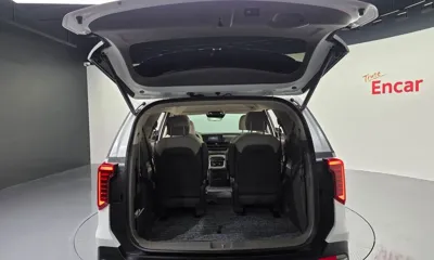Kia Canival 2025, 11530 км, за 31836.68 USD - фото 35