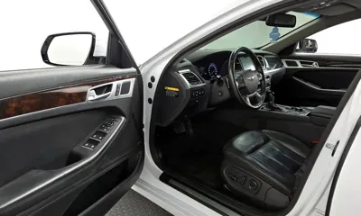 Hyundai Genesis 2016, 155804 км, за 7598.28 USD - фото 10