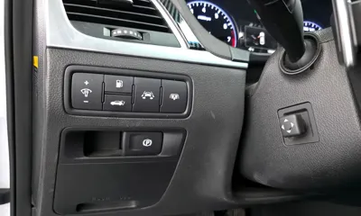 Hyundai Genesis 2016, 155804 км, за 7598.28 USD - фото 13
