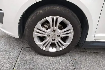 Suzuki Swift 2014, 135200 км, за 4748 USD - фото 10