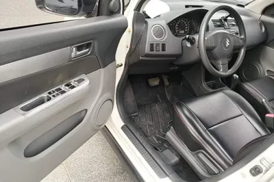 Suzuki Swift 2014, 135200 км, за 4748 USD - фото 18