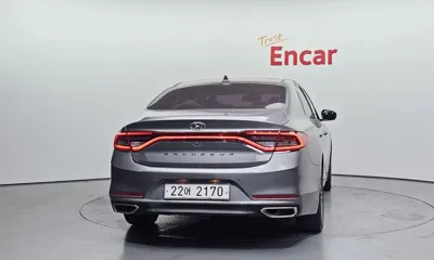 Hyundai Grandeur 2017, 52530 км, за 10289.27 USD