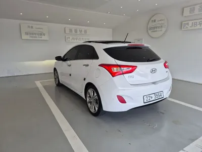 Hyundai i30 2012, 94651 км, за 3872.92 USD