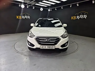 Hyundai Tucson 2011, 273174 км, за 2494.42 USD