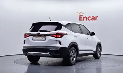 Kia Seltos 2022, 105008 км, за 9780.75 USD