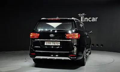 Kia Canival 2019, 136079 км, за 10305.89 USD