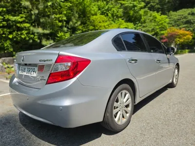 Honda Civic 2012, 77000 км, за 4683.84 USD - фото 7