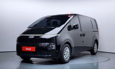 Hyundai Staria · 2025 год
