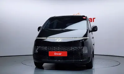 Hyundai Staria 2025, 7210 км, за 21662.78 USD