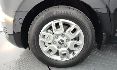 Hyundai Staria 2025, 7210 км, за 21662.78 USD