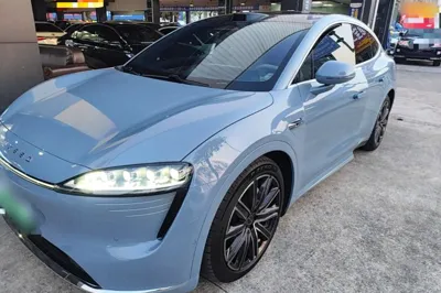 Hima Luxeed R7 · 2024 год
