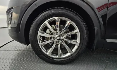 Kia Sorento 2016, 186982 км, за 6889.16 USD