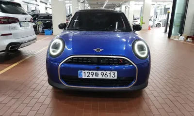 MINI Cooper 2025, 6575 км, за 21824.12 USD