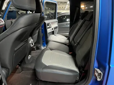 Mercedes-Benz G-Class 2025, 12960 км, за 142605.92 USD - фото 8