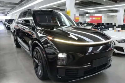 Li Auto L9 2022, 58600 км, за 39811 USD