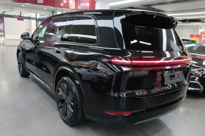 Li Auto L9 2022, 58600 км, за 39811 USD