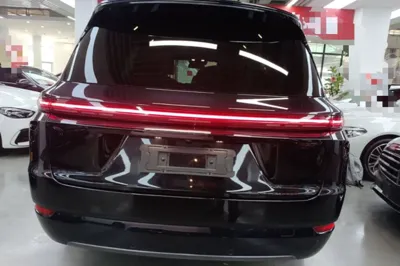 Li Auto L9 2022, 58600 км, за 39811 USD