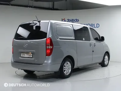 Hyundai Starex 2017, 224922 км, за 3900.06 USD