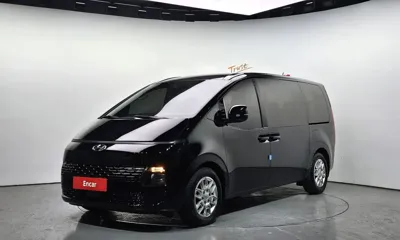 Hyundai Staria · 2023 год