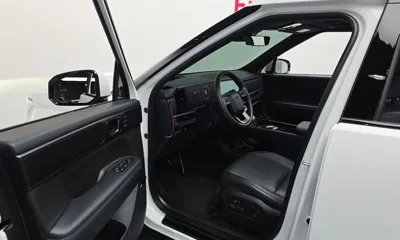 Hyundai Santafe 2024, 25687 км, за 29703 USD - фото 10