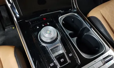 Kia Canival 2023, 73792 км, за 18169.8 USD - фото 9