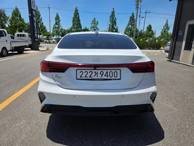 Kia K3 2022, 71359 км, за 9441.94 USD