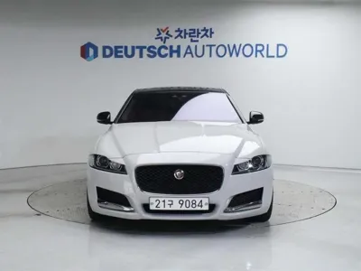 Jaguar XF 2017, 117519 км, за 4966.88 USD