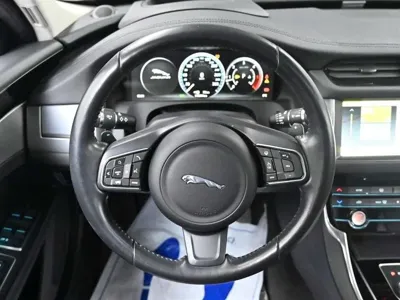 Jaguar XF 2017, 117519 км, за 4966.88 USD - фото 13