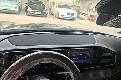 Mercedes-Benz GLE 2026, 100 км, за 84129 USD - фото 17